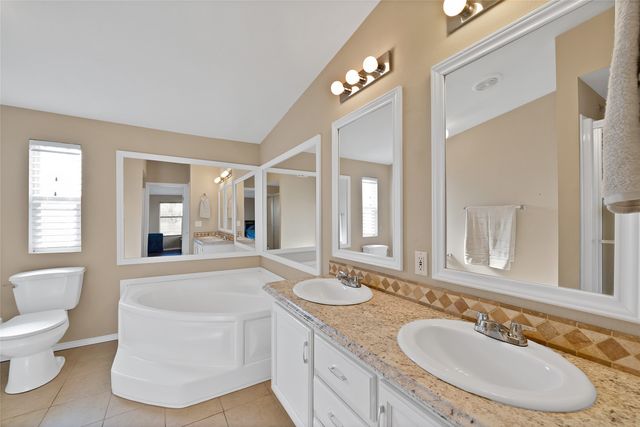 1300 Deborah Drive, Kaufman, TX 75142