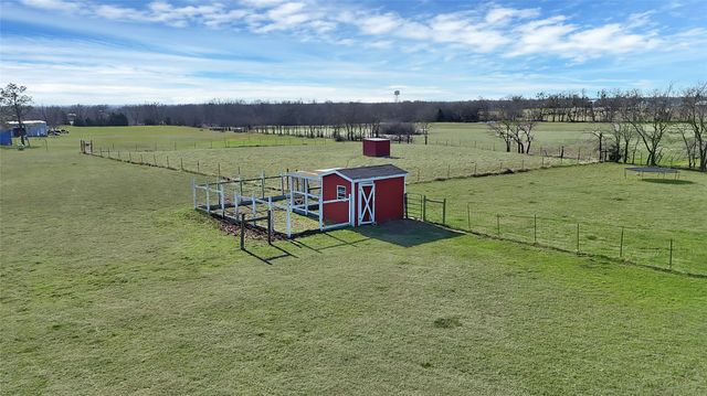 1300 Deborah Drive, Kaufman, TX 75142