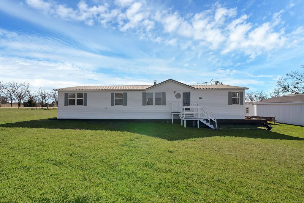 1300 Deborah Drive, Kaufman, TX 75142