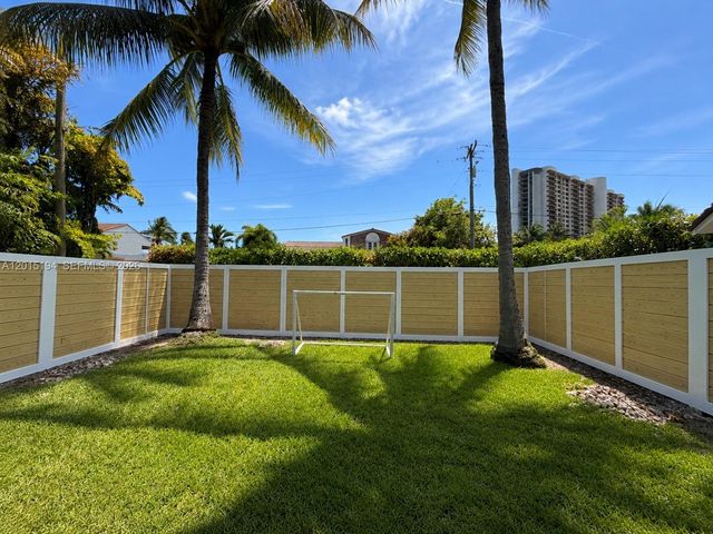 11445 N Bayshore Drive, North Miami, FL 33181