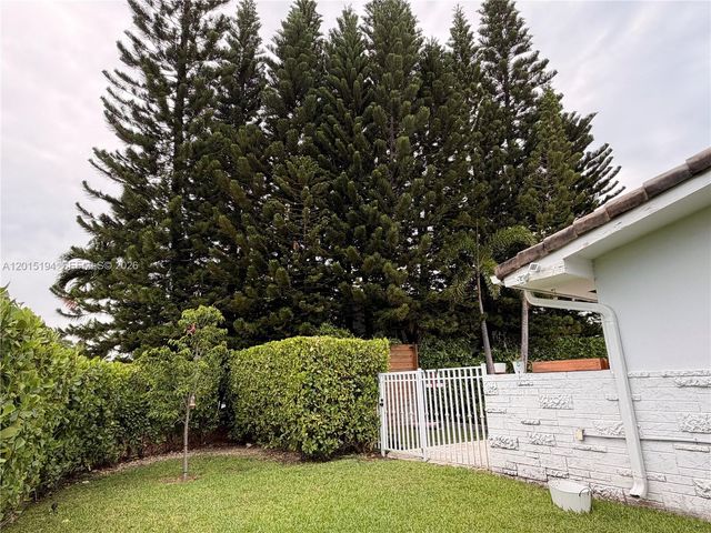 11445 N Bayshore Drive, North Miami, FL 33181