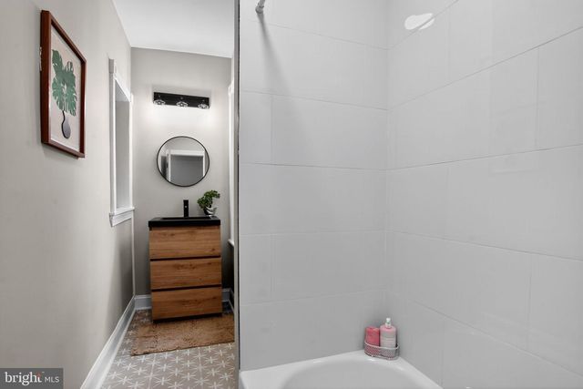508 W KING ST, Philadelphia, PA 19144