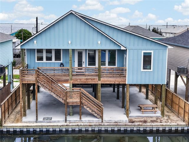 4021 Summit Dr, Corpus Christi, TX 78418