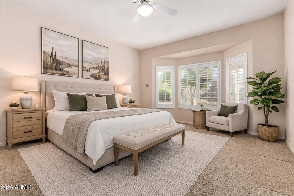 Image 16 of property listing at 15579 W VISTA GRANDE Lane, Surprise, AZ 85374