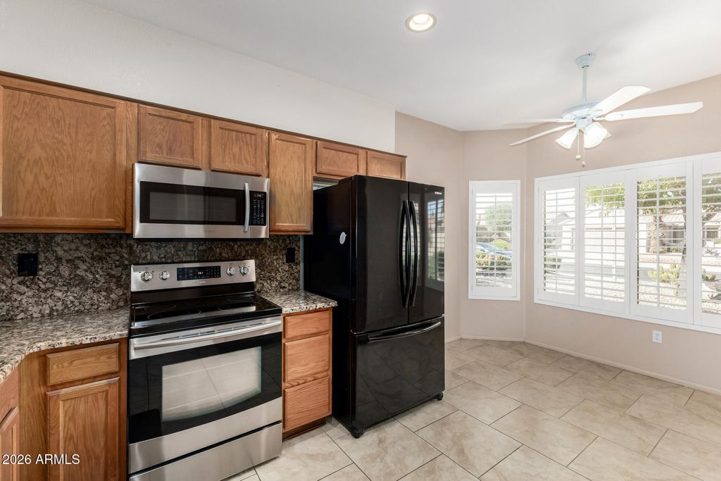 Image 2 of property listing at 15579 W VISTA GRANDE Lane, Surprise, AZ 85374