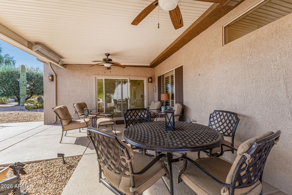 Image 26 of property listing at 15579 W VISTA GRANDE Lane, Surprise, AZ 85374