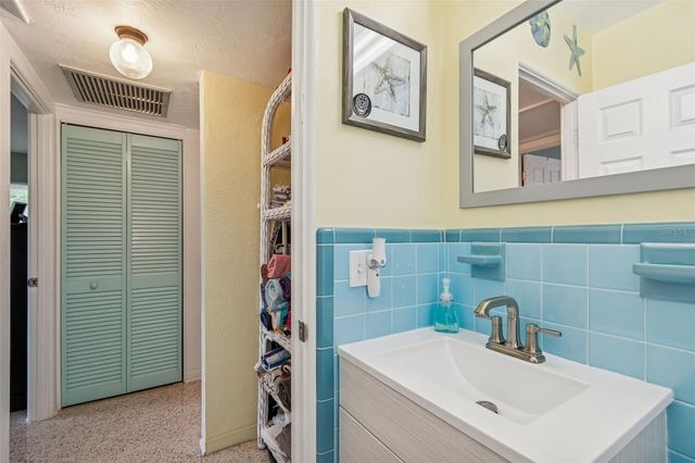 12424 105TH STREET, Largo, FL 33773