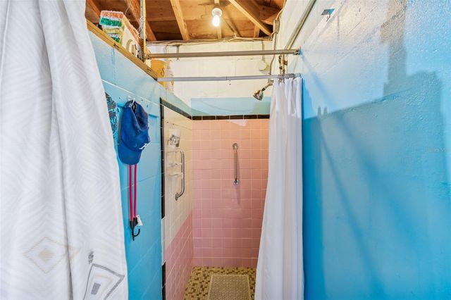 12424 105TH STREET, Largo, FL 33773