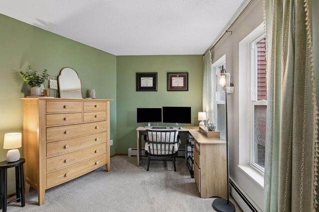 720 3rd Avenue NE 120, Minneapolis, MN 55413