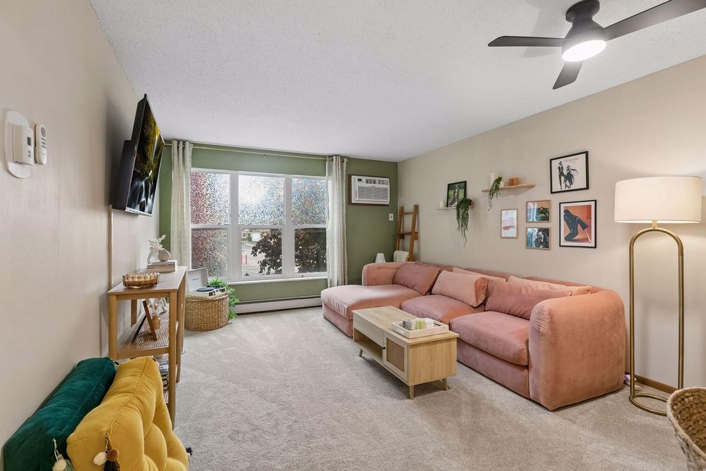 720 3rd Avenue NE 120, Minneapolis, MN 55413 — photo 2