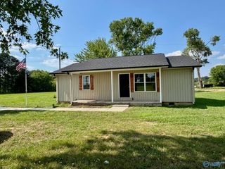 8165 State Line Road, Taft, TN 38488