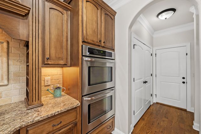 7002 Brindle Ridge Way, Spring Hill, TN 37174