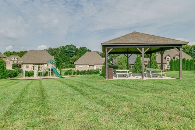 7002 Brindle Ridge Way, Spring Hill, TN 37174