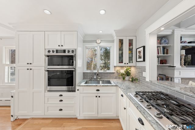 25 Lakeside Avenue, Darien, CT 06820