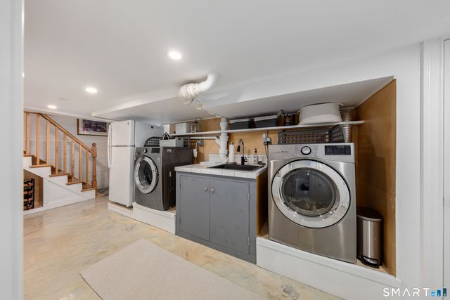 25 Lakeside Avenue, Darien, CT 06820