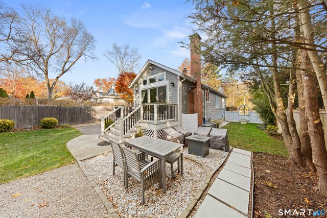 25 Lakeside Avenue, Darien, CT 06820