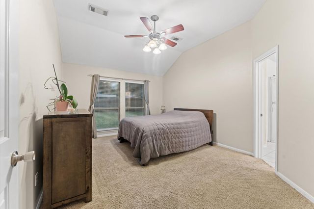3820 Pin Oak Drive S, Pearland, TX 77581