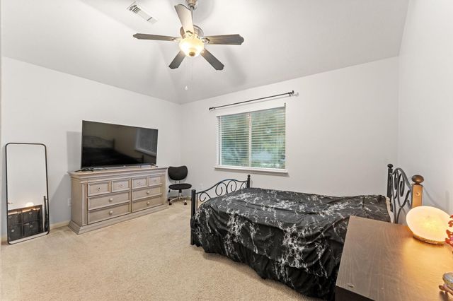 3820 Pin Oak Drive S, Pearland, TX 77581