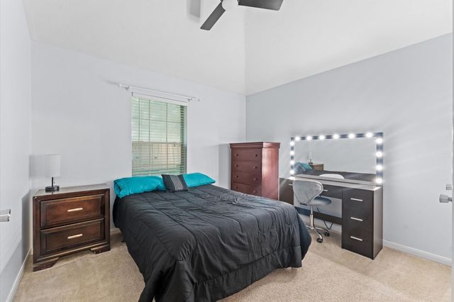 3820 Pin Oak Drive S, Pearland, TX 77581