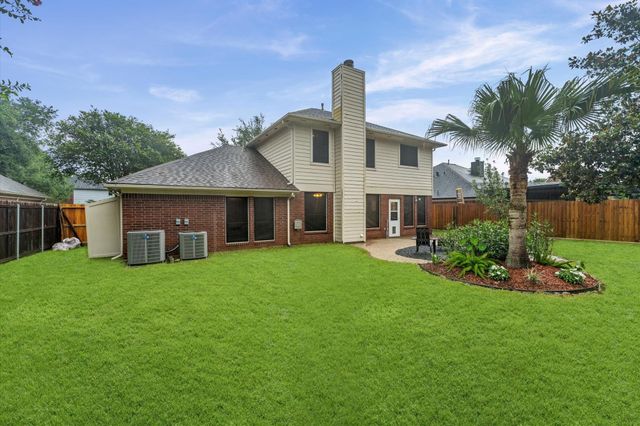 3820 Pin Oak Drive S, Pearland, TX 77581