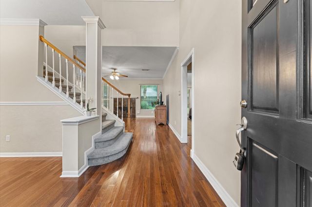 3820 Pin Oak Drive S, Pearland, TX 77581