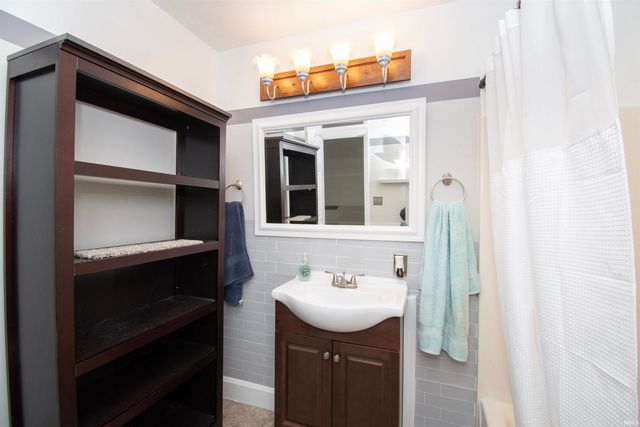 527 E Mitchell Street, Kendallville, IN 46755