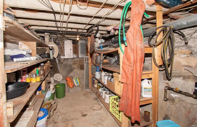 527 E Mitchell Street, Kendallville, IN 46755