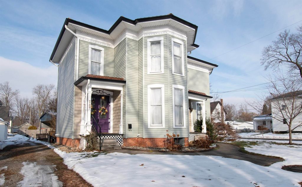 527 E Mitchell Street, Kendallville, IN 46755