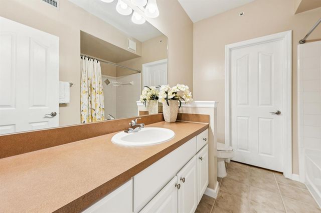 2020 Alta Meadows Lane 504, Delray Beach, FL 33444
