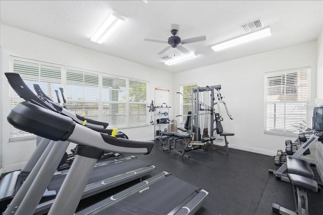 9607 HARBORDALE LANE, Riverview, FL 33578