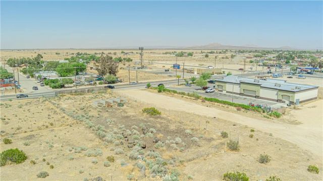 90 Palmdale Blvd, Sun Village, CA 93543