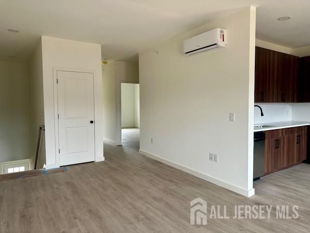 356 Ridge Road R6, South Brunswick, NJ 08810