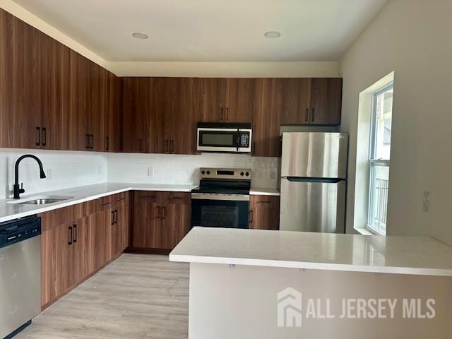 356 Ridge Road R6, South Brunswick, NJ 08810