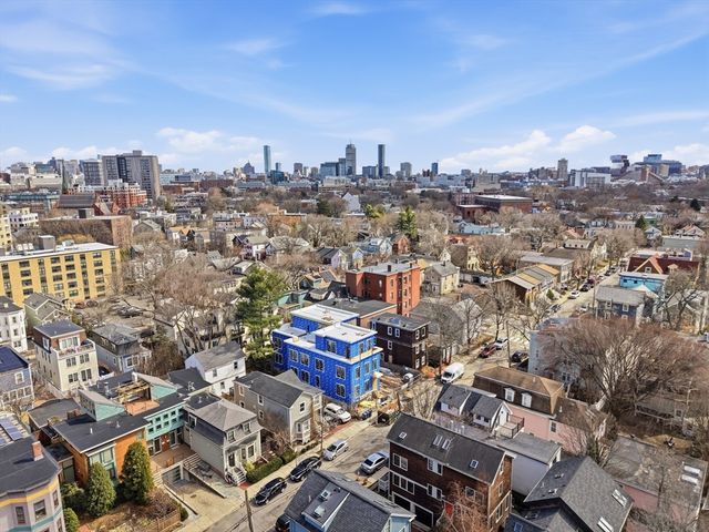 26 Jay St 1, Cambridge, MA 02139