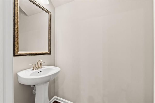 1326 Lanier Vista Drive, Buford, GA 30518