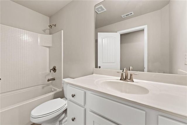 1326 Lanier Vista Drive, Buford, GA 30518