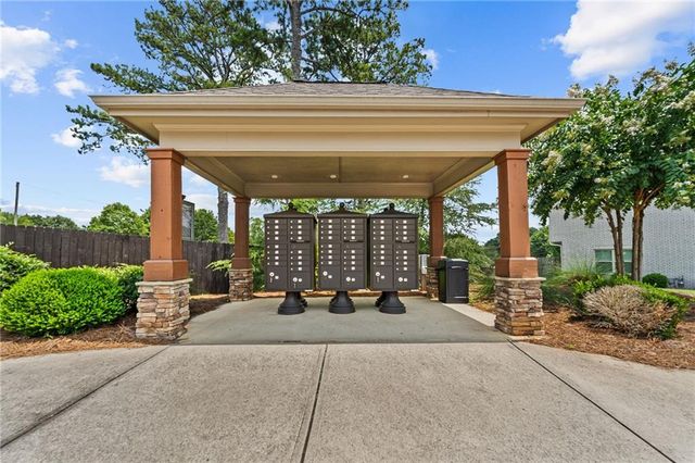 1326 Lanier Vista Drive, Buford, GA 30518