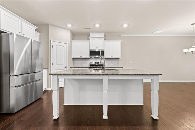 1326 Lanier Vista Drive, Buford, GA 30518