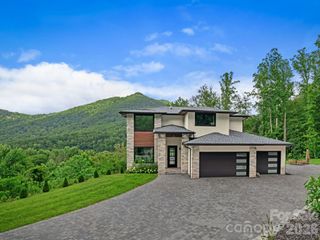 22 Chesten Mountain Drive, Asheville, NC 28803