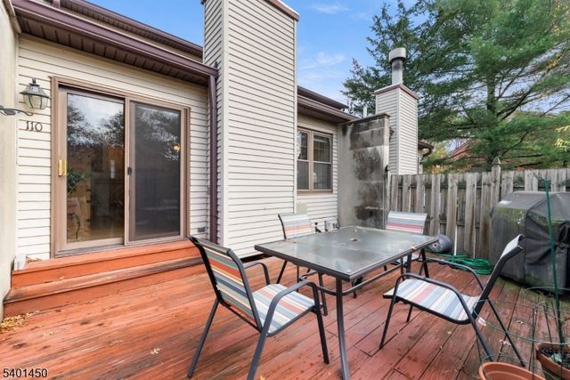 110 Bayberry Dr, Franklin Twp., NJ 08873