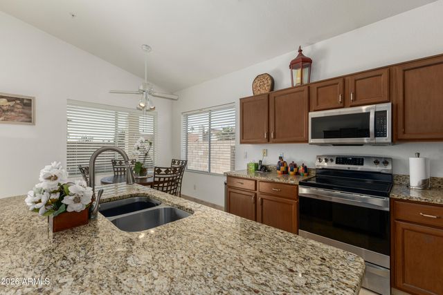 9205 E WOOD Drive, Scottsdale, AZ 85260