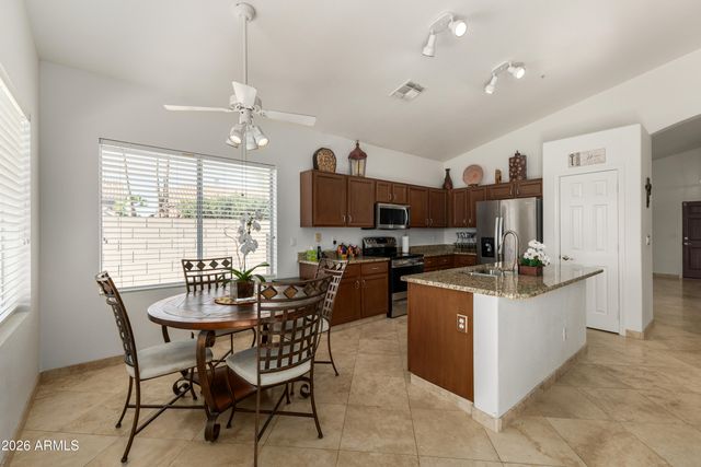 9205 E WOOD Drive, Scottsdale, AZ 85260