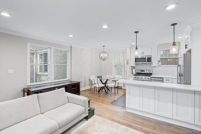 54L Glen Keith Road 54L, Glen Cove, NY 11542