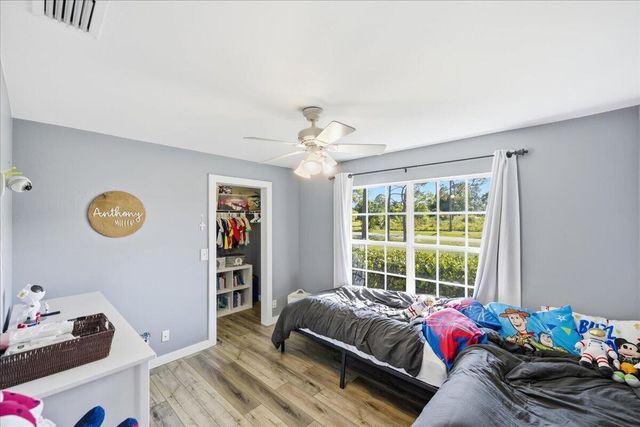 15211 92nd Court N, The Acreage, FL 33412