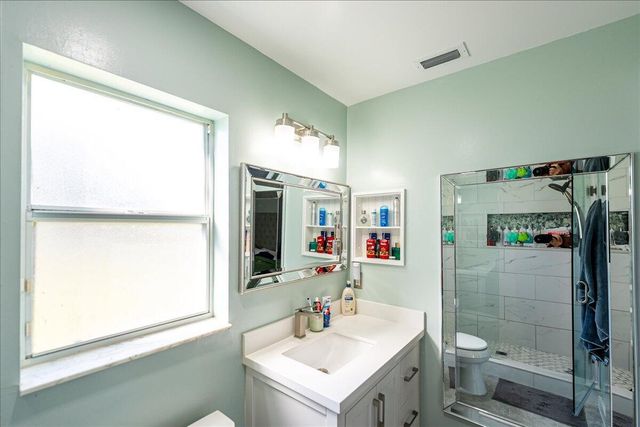 15211 92nd Court N, The Acreage, FL 33412