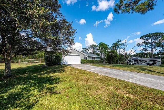 15211 92nd Court N, The Acreage, FL 33412