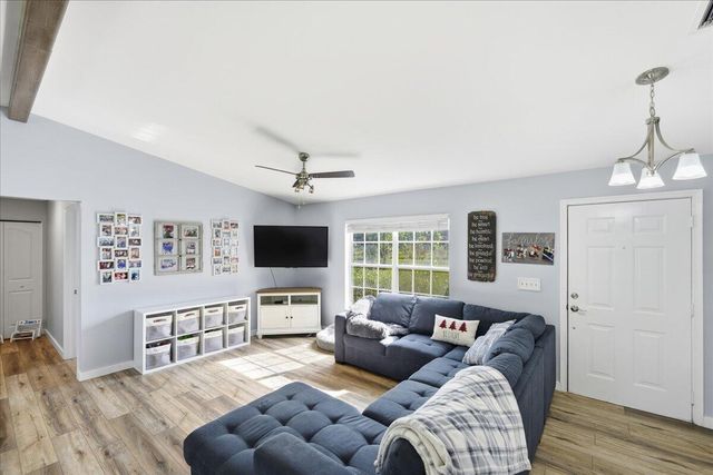 15211 92nd Court N, The Acreage, FL 33412