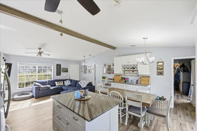 15211 92nd Court N, The Acreage, FL 33412