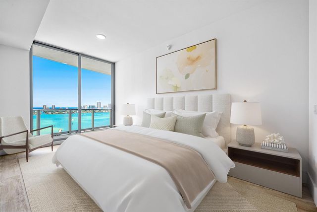 220 Lake Shore Drive 1508, Lake Park, FL 33403