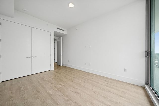 220 Lake Shore Drive 1508, Lake Park, FL 33403